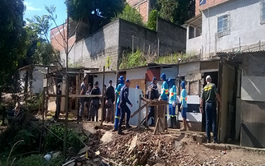 Sessenta famílias são retiradas de área ambiental em Novo Horizonte