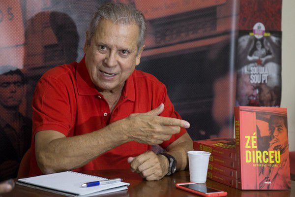 José Dirceu diz que vitória na eleição virá 'com Lula ou Haddad'