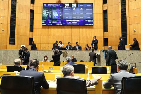 Assembleia confirma veto do governo a PL que proíbe despejos