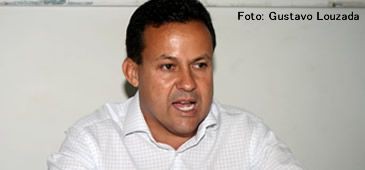 Ex-prefeito de Vila Velha é acusado de improbidade administrativa