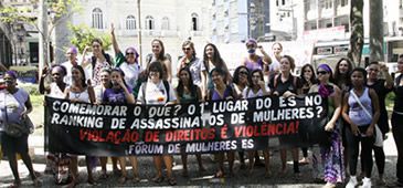 Dia Internacional da Mulher é marcado por protestos em Vitória