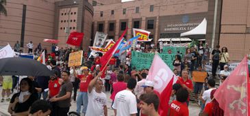 Greve geral: manifestação de trabalhadores reúne 1,5 mil em Vitória