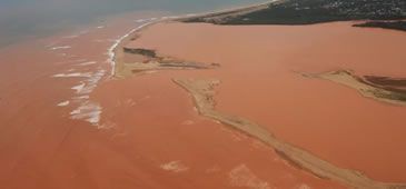 Samarco terá que construir barragens com comportas para proteger rios