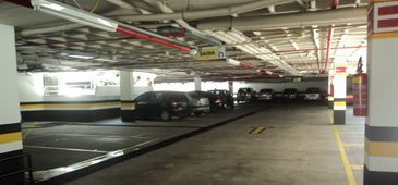 Câmara de Vitória debate gratuidade em estacionamentos em shoppings
