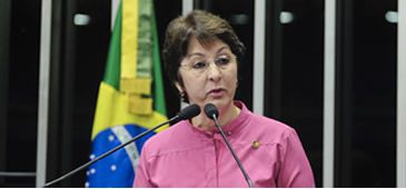 Ana Rita comemora sanção de lei que garante atendimento a vítimas de violência sexual