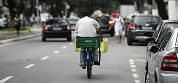 Para cicloativistas de Vitória, é fundamental diminuir a velocidade dos carros dentro dos bairros