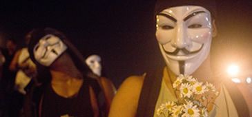 Luzia Toledo volta atrás e retira de votação PL que proibia uso de máscaras em protestos
