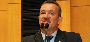 Gilsinho Lopes vai pedir informações sobre escolta de autoridades no Estado