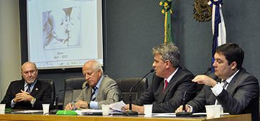 Comissão de Saúde debate transferência de leitos da Utin do Dório Silva