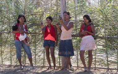 Parteiras indígenas Guarani discutem parto natural no Estado