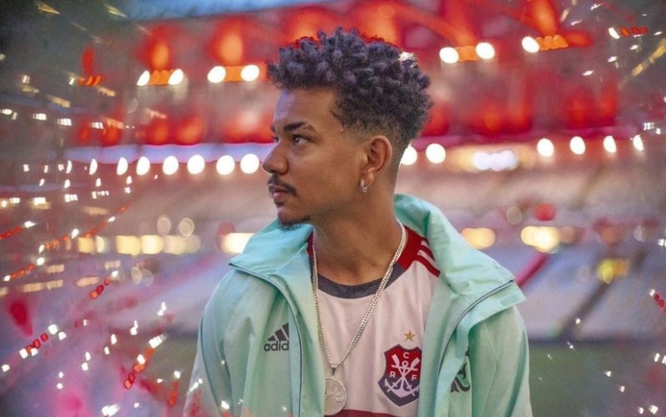 César MC lança música em homenagem ao Flamengo