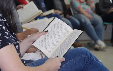 Clube de leitura reúne leitores e escritores do sul do Espírito Santo