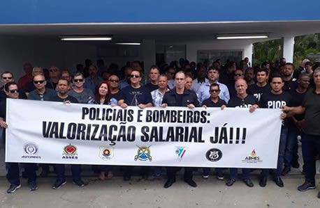 Frente de Policiais inicia ciclo de protestos para cobrar valorização salarial