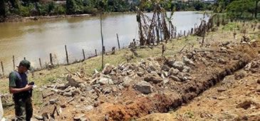 PM Ambiental constata degradação às margens do Rio Cricaré