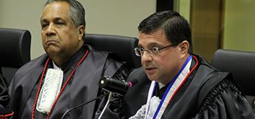 Zardini toma posse no tribunal de justiça - século diário