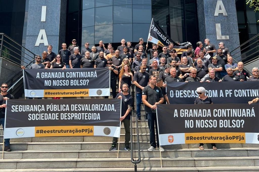 Policiais federais recusam proposta de reestruturação do governo federal - século diário