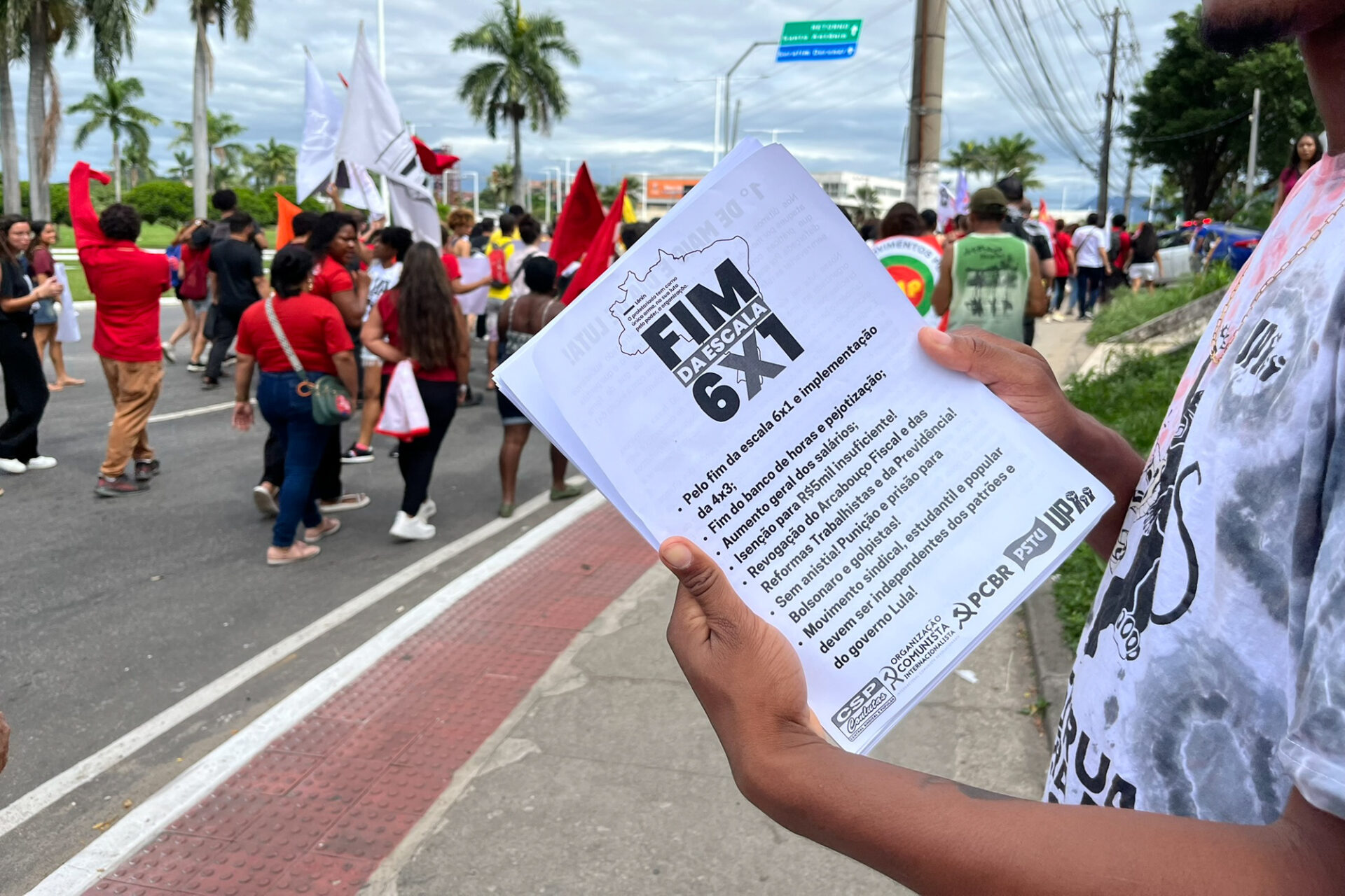 Movimento convoca atos para cobrar votação do fim da escala 6×1 no Senado